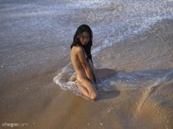 Hiromi - Crazy Sexy Beach Shoot 12-21-c7hnteddow.jpg