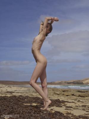 Proserpina - nude beach - x37 - (040923)-u7rbxgj0pz.jpg