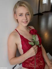 Kamilla - Thornless Rose (2022-01-29)